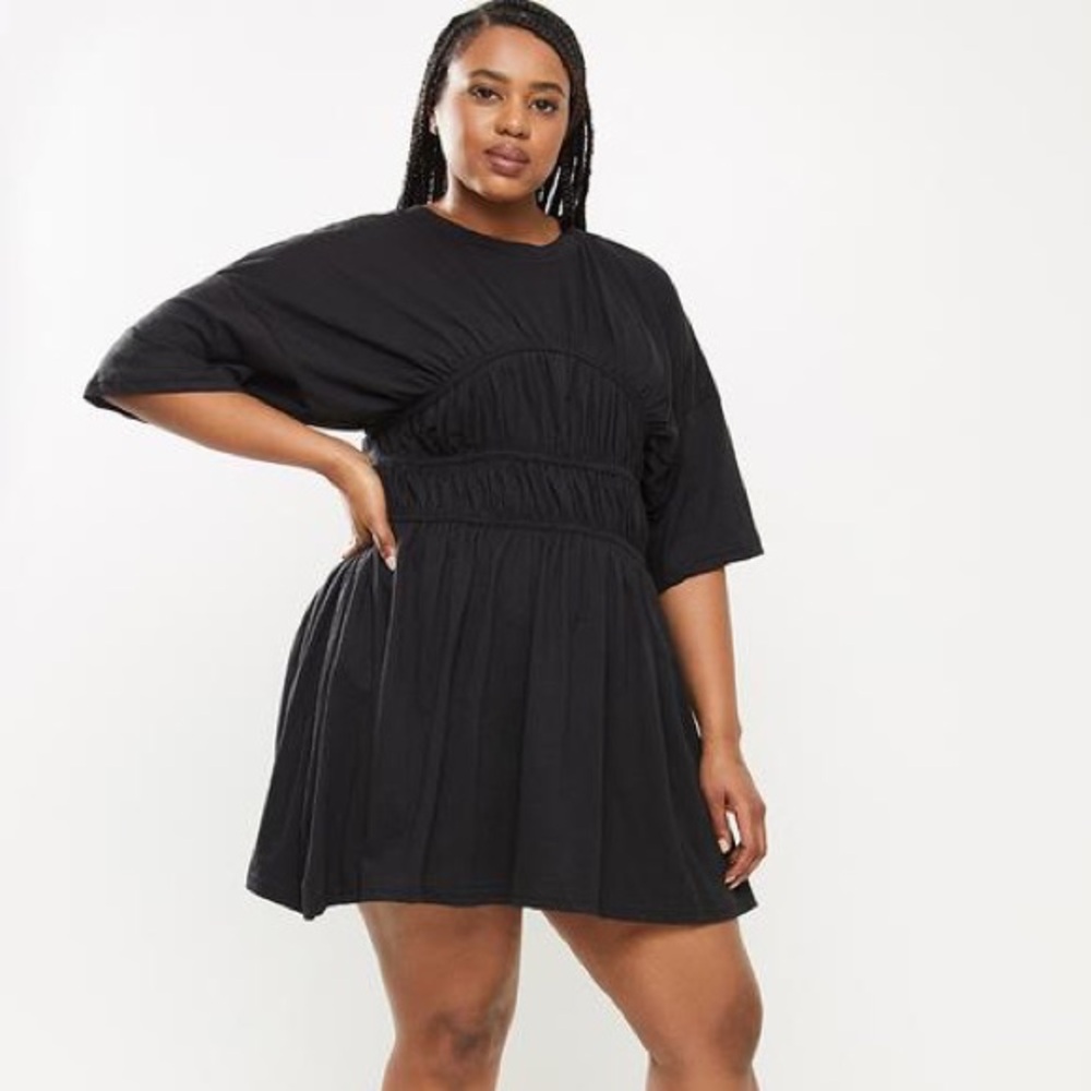 Missguided Brand - Plus Size 18 Ruched Waist Short Sleeve T-shirt Dress - Black